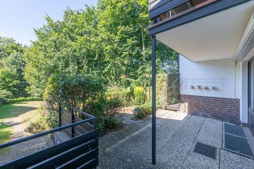 Terrasse mit Blick ins Grüne - 
