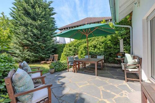 Terrasse - Traumhaftes freistehendes Einfamilienhaus in ruhiger Bestlage von Oberursel-Weißkirchen