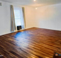 Moderne 3,5-Zimmer-Wohnung mit 2 Balkonen und Garage in Langenau Göttingen