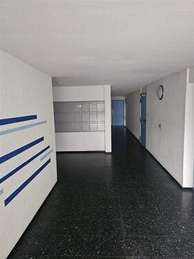 Hausflur - 2 Zimmer Etagenwohnung zum Kaufen in Dortmund