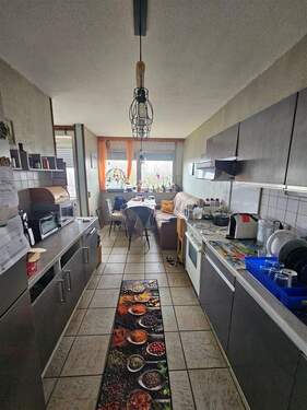 Großer Küchen - Essbereich - 