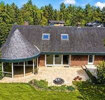 Exklusive Lebensqualität: Einfamilienhaus mit Sauna und Baupotenzial auf 3.092 m² Grundstück in bester Lage. - Telgte