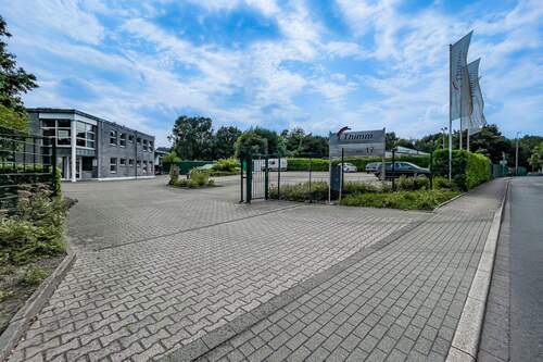 Einfahrt - Halle zum Kaufen in Bochum