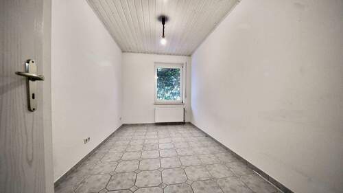 Zimmer mittlere Etage - 