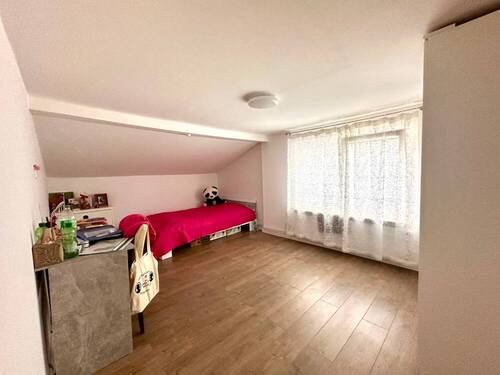 Kinderzimmer im DG - 