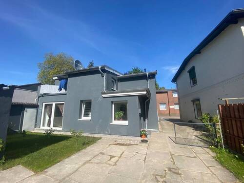 Haus mit Balkon - 5 Zimmer Einfamilienhaus in Ahrensbök