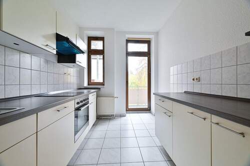 Küche - Moderne 2-Raum-Wohnung mit Balkon und Einbauküche - gepflegt wohnen auf dem Kaßberg!