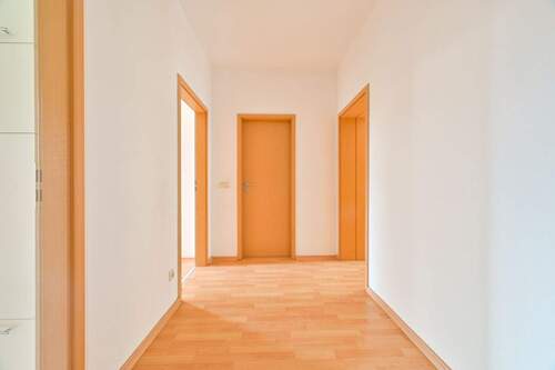 Flur - Etagenwohnung mit 54,60 m² in Chemnitz zur Miete