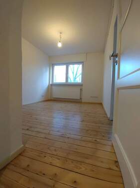 Wohnzimmer - 2 Zimmer Etagenwohnung zur Miete in Mannheim