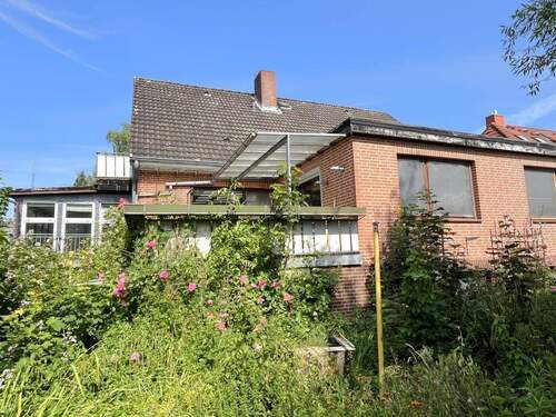Gartenansicht - 8 Zimmer Mehrfamilienhaus, Wohnhaus zum Kaufen in Zarpen