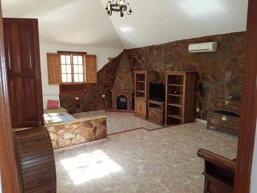 53716308_2175739419147718_6980452016514400256_n.jp - 