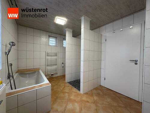 Badezimmer im OG - 