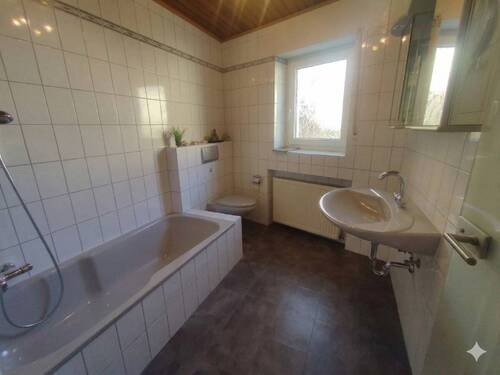 Badezimmer Haupthaus - 