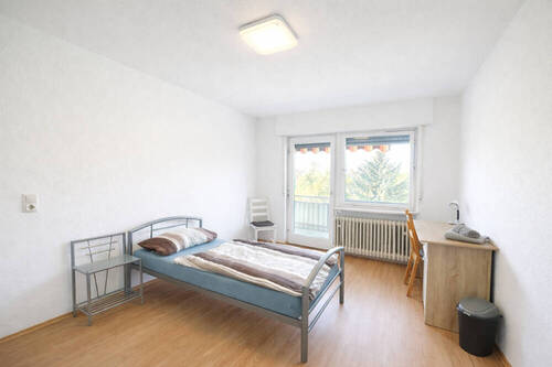 Zimmer 3 - 