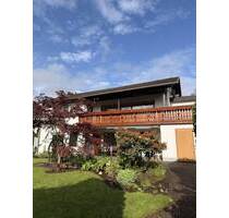 Gepflegtes Einfamilienhaus mit EBK, Balkon, schön angelegtem Garten und Aussicht - Waldbröl Biebelshof