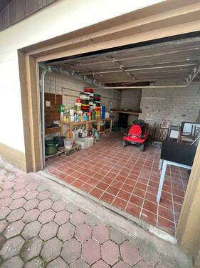 Nebengebäude Garage - 