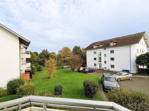 Ausblick - Kirchdorf (Iller): Helle 3 Zimmer-Wohnung mit zwei Balkonen großzügig geschnitten & ruhig gelegen!