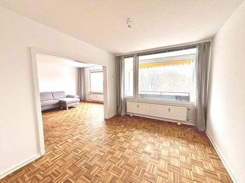 Kinder- oder Esszimmer - 