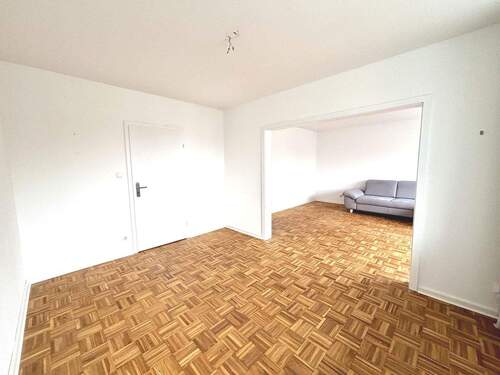 Kinder- oder Esszimmer - 