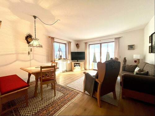 Wohnen - Etagenwohnung mit 80,00 m&sup2; in Bruckmühl zum Kaufen