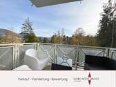 1-694 Balkon - 3-Zimmer-Wohnung (ca. 94 m²) in Halbhöhenlage mit Weitblick, 2 Balkonen, Aufzug & TG-Platz.
