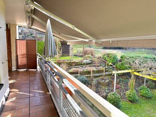 13 Balkon West mit Markisen - 