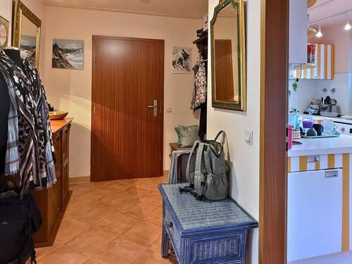 02 Garderobe Bild 2 - 3 Zimmer Etagenwohnung in Stuttgart