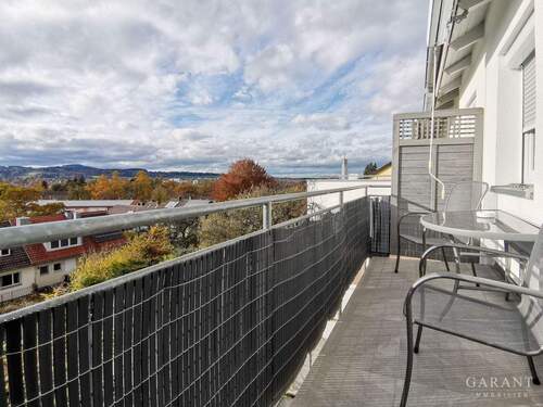 Balkon mit Aussicht - 3 Zimmer Etagenwohnung zur Miete in Kempten