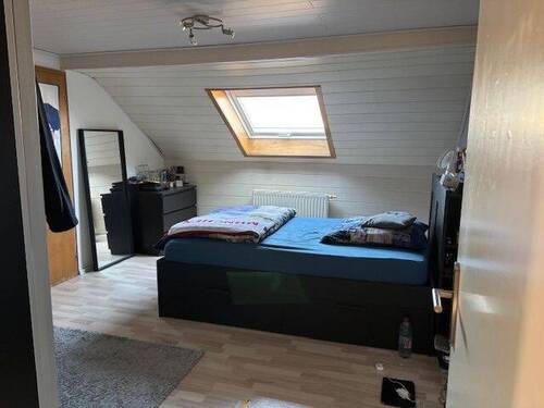Schlafzimmer DG - 