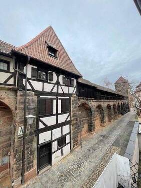 IMG_0728.jpg - ***HAUPTTRIBÜNE...WOHNEN AN DER STADTMAUER...CITYNAH...MIT Einbauküche***