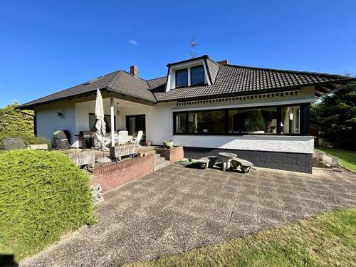 Blick aus dem Garten - 5 Zimmer Einfamilienhaus in Wedemark