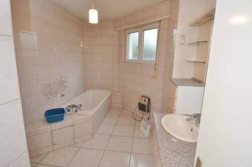 Bad - Einfamilienhaus mit 154,00 m&sup2; in Monswiller zum Kaufen