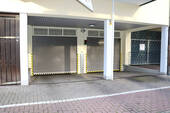 Tiefgaragenstellplatz Köln - Tiefgaragenstellplatz in Köln am Standort Roßstraße 39 zu erwerben!