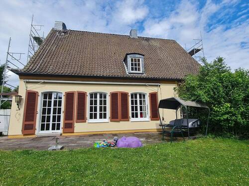 Bild 4 - Einfamilienhaus mit 220,00 m&sup2; in Duisburg zum Kaufen