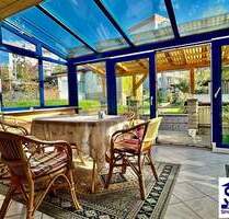 Raumwunder mit Wintergarten und 2 Garagen - ideal für die Familie Zentral und ruhig gelegen - Immobilie in Schmalkalden