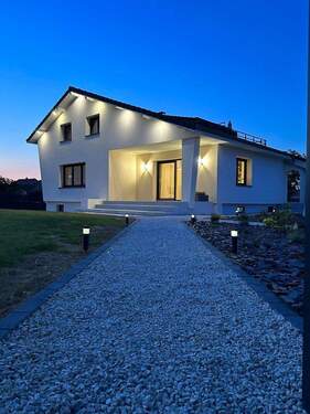 Nachts - 8 Zimmer Einfamilienhaus in Spicheren