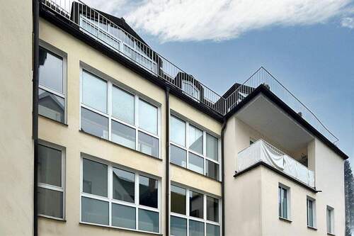 Etage zwei Seitenansicht - Büro in Bogen zum Kaufen