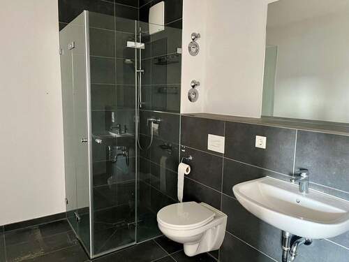 Badezimmer - Etagenwohnung mit 52,00 m&sup2; in Fürth zur Miete