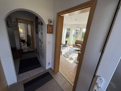 Eingangsflur zu Wohnzimmer - 
