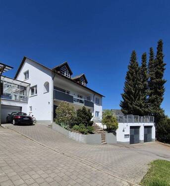 Ansicht Süd-Ost - Außergewöhnliches Mehrfamilienhaus mit Aussicht und Ausblick