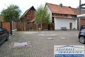 Zufahrt/Hof - 