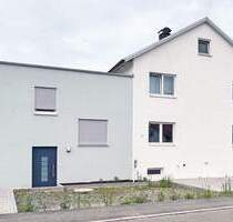 Energieeffizientes Mehrfamilienhaus mit sofortigen Mieteinnahmen - Straubing