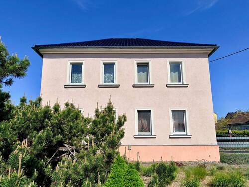 ANSICHT - Einfamilienhaus in begehrter Lage von Weinböhla!