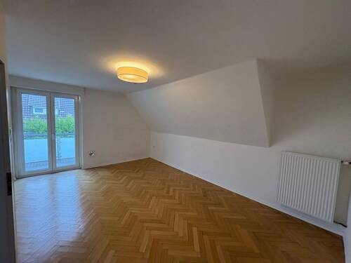 Elternschlafzimmer mit Balkon - 