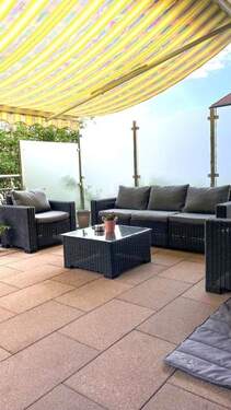 Terrasse mit Markise - 