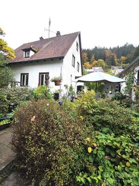 Haus - 8 Zimmer Einfamilienhaus zum Kaufen in Calw