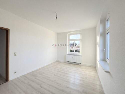 Schlafzimmer - 2 Zimmer Etagenwohnung zur Miete in Oberlungwitz