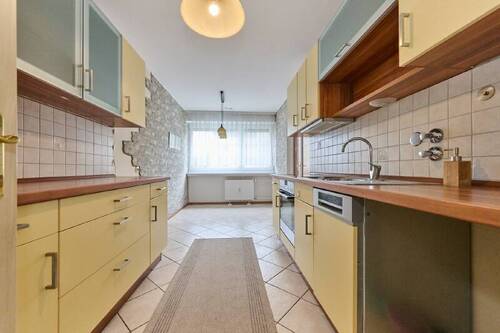 Küche - Etagenwohnung mit 87,80 m&sup2; in Straubing zum Kaufen