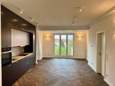 Wohn- und Essbereich - 3 Zimmer Etagenwohnung zur Miete in Berlin