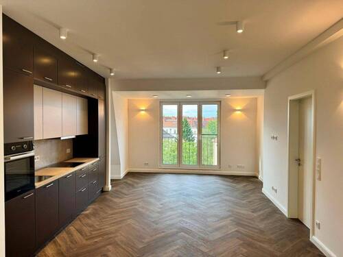 Wohn- und Essbereich - 3 Zimmer Etagenwohnung zur Miete in Berlin